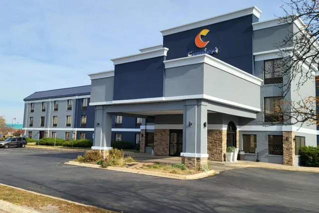 Photo 1 - Comfort Inn Bourbonnais near I-57