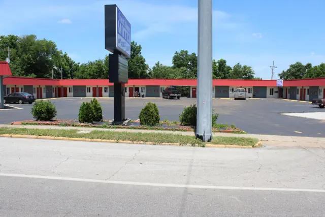 Photo 1 - Guest House Motel
