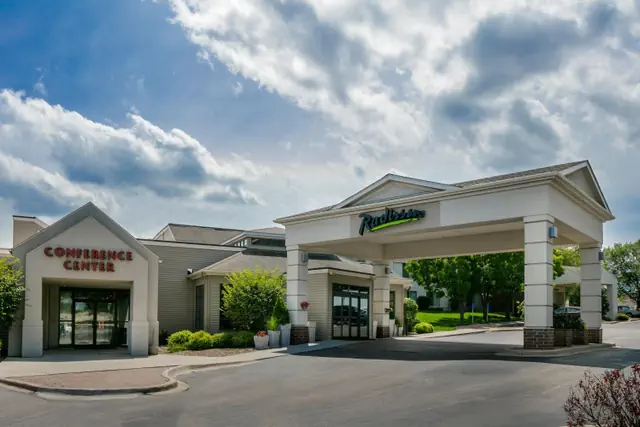 Photo 1 - Holiday Inn Coralville - Iowa City by IHG