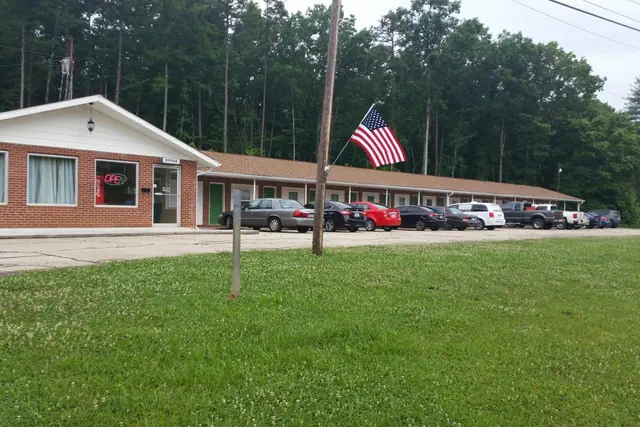 Photo 1 - Murphy Motel