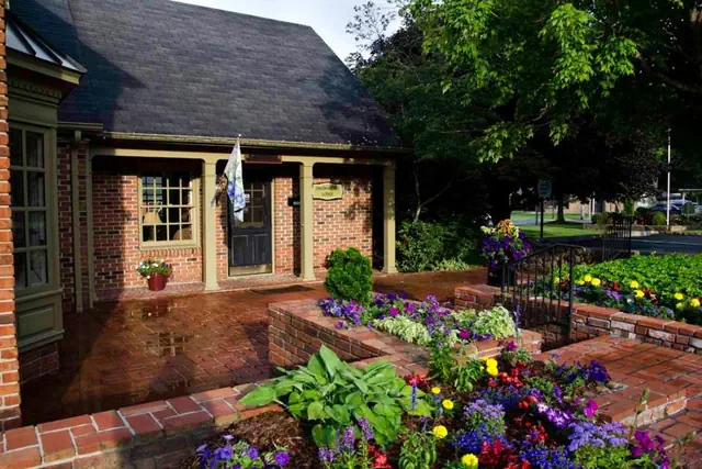 Photo 1 - Hillwinds Inn - Blowing Rock