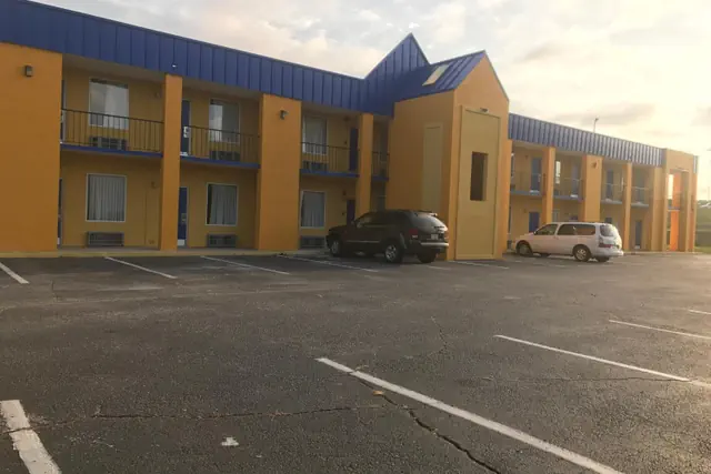 Photo 1 - Super 8 by Wyndham Lumberton NC