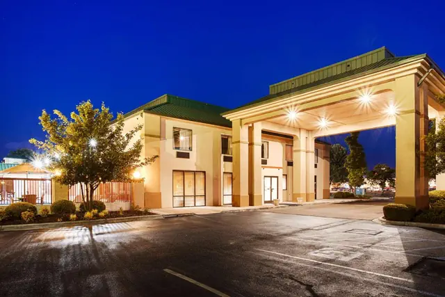 Photo 1 - Best Western Lumberton