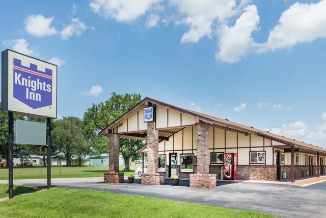 Photo 1 - Americas Best Value Inn Chanute
