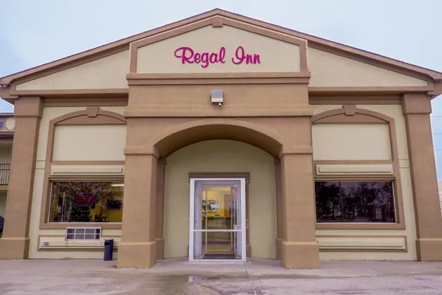 Photo 1 - Regal Inn Coffeyville KS US 169