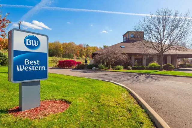 Photo 1 - Best Western Richland Inn Mansfield
