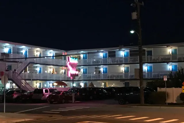 Photo 1 - Bird of Paradise Motel