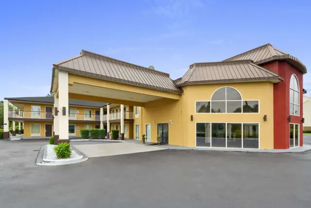Photo 1 - Baymont by Wyndham Santee