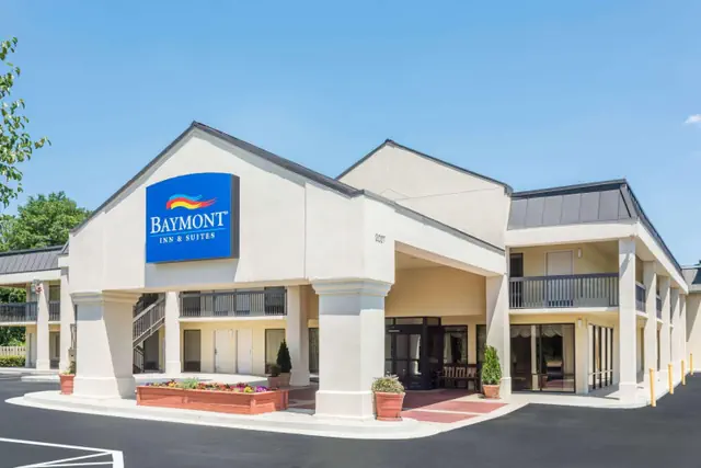 Photo 1 - Baymont by Wyndham Griffin