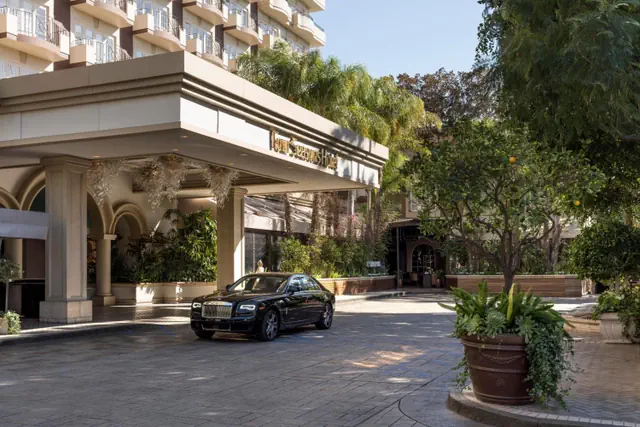 Photo 1 - Four Seasons Hotel Los Angeles at Beverly Hills