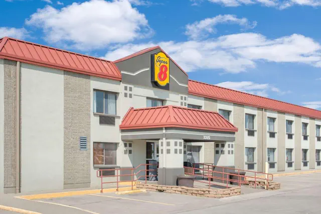 Photo 1 - Super 8 by Wyndham Marshalltown