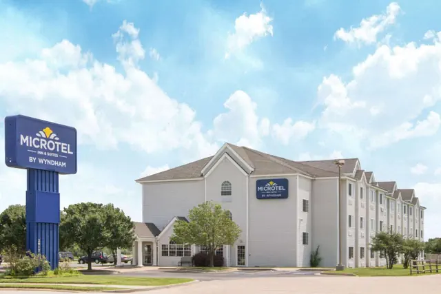 Photo 1 - Microtel Inn and Suites Independence