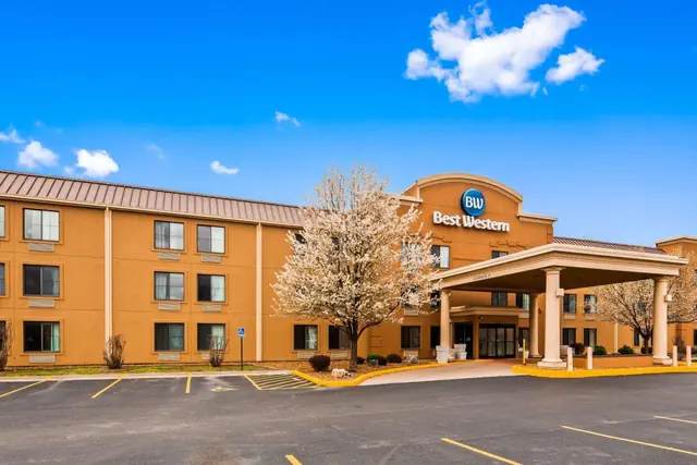 Photo 1 - Best Western Marion Hotel
