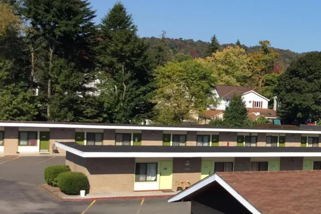 Photo 1 - Motel 88