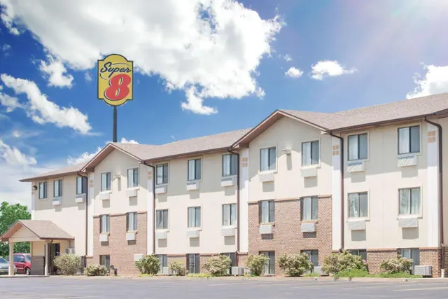 Photo 1 - Super 8 by Wyndham Abilene KS