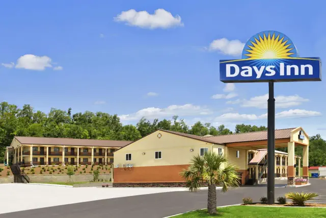 Photo 1 - Days Inn by Wyndham Fultondale