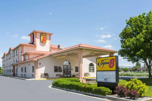 Photo 1 - Super 8 by Wyndham Fruita