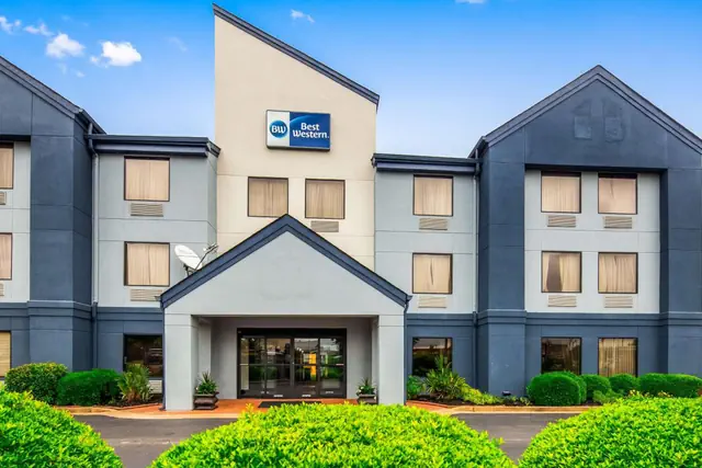Photo 1 - Best Western Commerce Inn