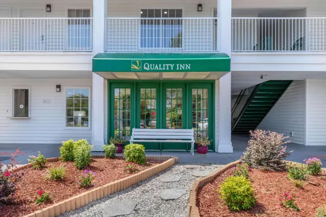 Photo 1 - Quality Inn Cheraw