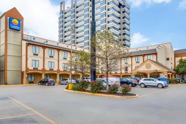 Photo 1 - Comfort Inn & Suites Love Field-Dallas Market Center