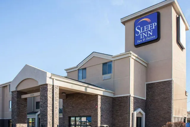 Photo 1 - Garner Hotel Topeka West by IHG
