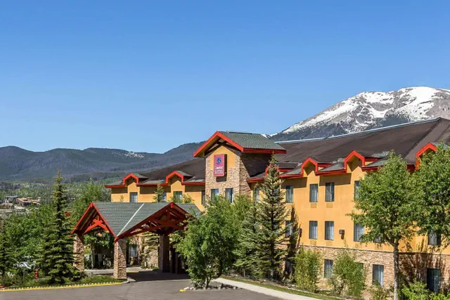 Photo 1 - Comfort Suites Summit County