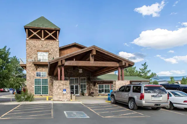Photo 1 - Quality Inn and Suites Silverthorne - Copper Mountain