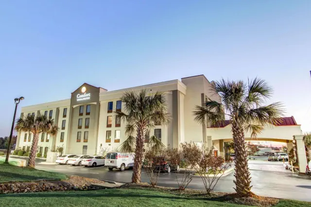 Photo 1 - Comfort Inn & Suites Athens North