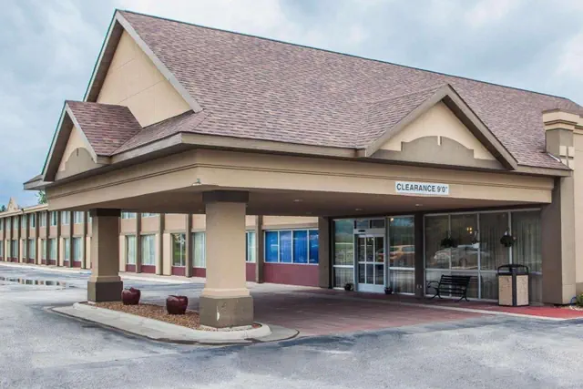 Photo 1 - Quality Inn Fort Dodge