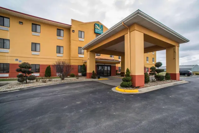 Photo 1 - Quality Inn Litchfield Route 66