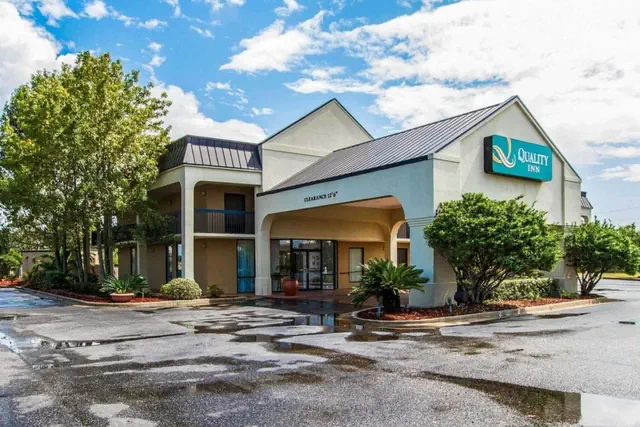 Photo 1 - Quality Inn Foley - Gulf Shores North