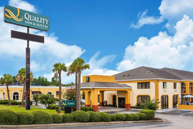 Photo 1 - Quality Inn & Suites Orangeburg