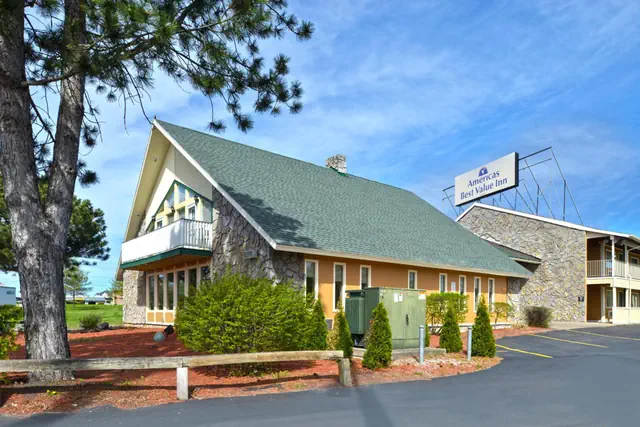 Photo 1 - Americas Best Value Inn Plattsburgh