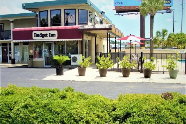 Photo 1 - Budget Inn Conway