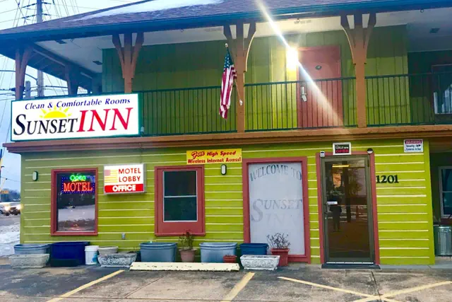 Photo 1 - Sunset Inn-Rolla