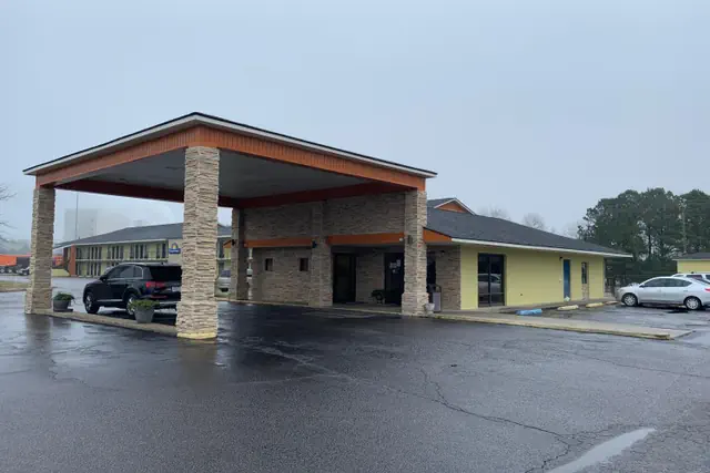 Photo 1 - Days Inn by Wyndham Aiken - Interstate Hwy 20