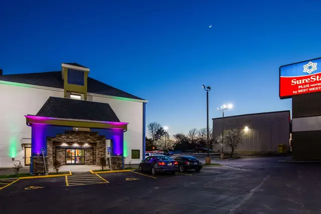 Photo 1 - Red Lion Inn & Suites Blue Springs