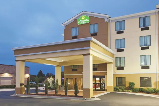 Photo 1 - La Quinta by Wyndham Warner Robins - Robins AFB