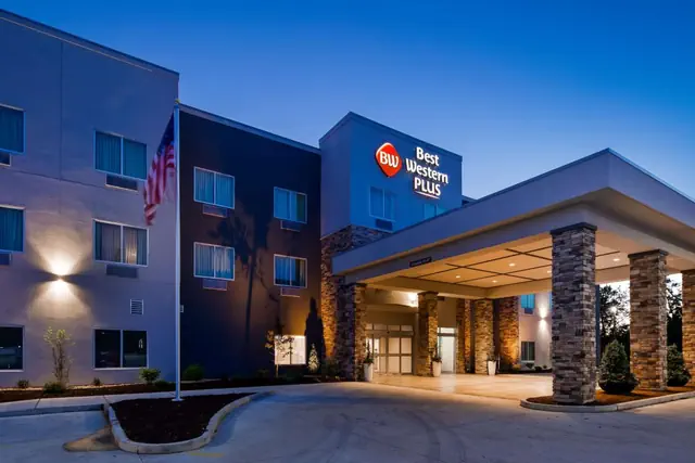Photo 1 - Best Western Plus Parkside Inn & Suites