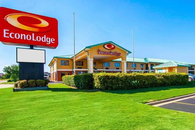 Photo 1 - Motel 6 Prattville AL