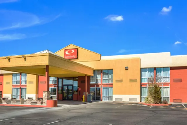 Photo 1 - Econo Lodge Grand Junction North