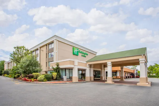 Photo 1 - Holiday Inn & Suites Parsippany Fairfield by IHG