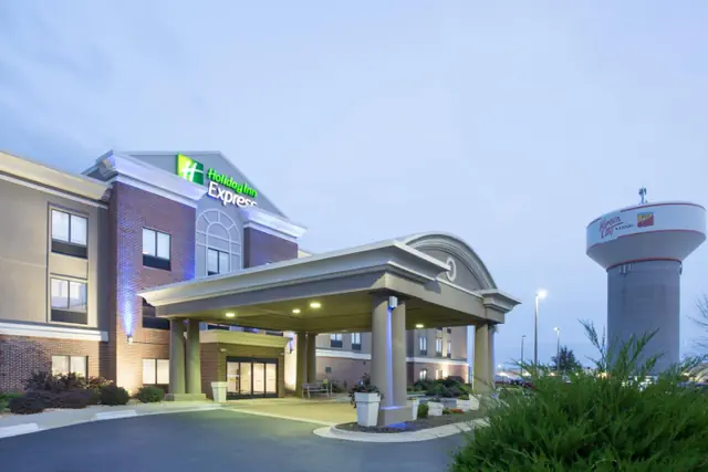Photo 1 - Holiday Inn Express Kansas City - at the Legends! by IHG