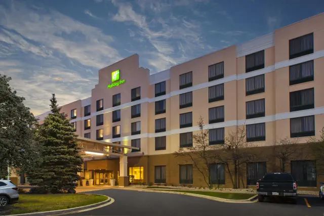 Photo 1 - Holiday Inn & Suites Bolingbrook by IHG