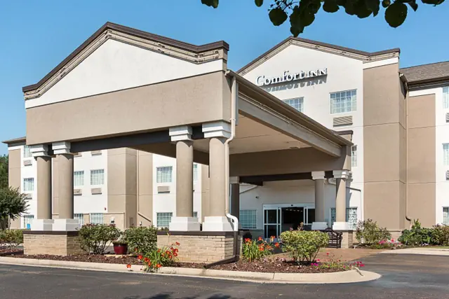 Photo 1 - Comfort Inn Camden