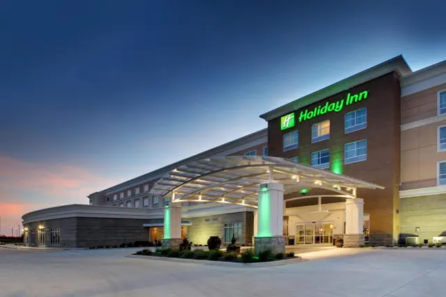 Photo 1 - Holiday Inn & Suites Peoria At Grand Prairie by IHG