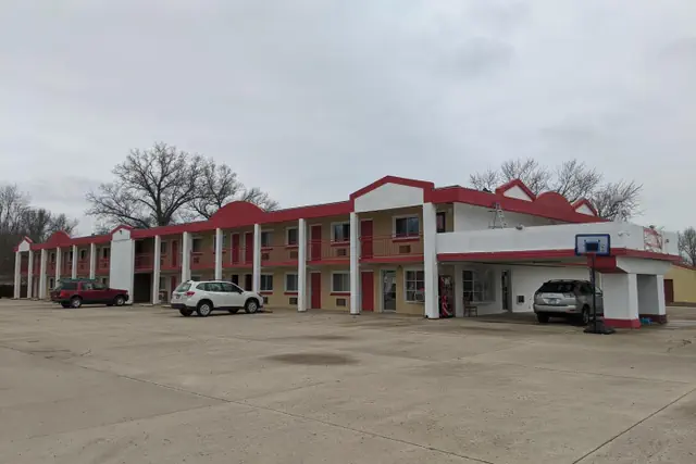Photo 1 - Americas Best Value Inn Vandalia