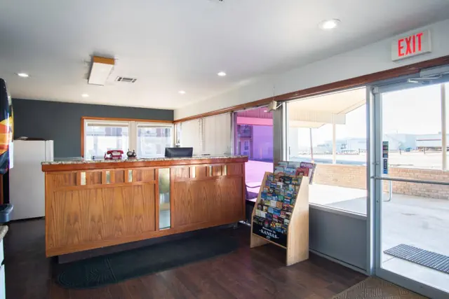 Photo 1 - Nendels Inn & Suites Dodge City Airport