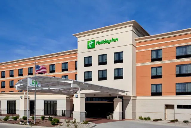 Photo 1 - Holiday Inn Saint Louis-Fairview Heights by IHG