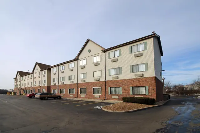 Photo 1 - Geneva Motel
